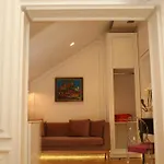 Hotel Gjika 4*