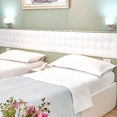 Hotel Gjika 4*