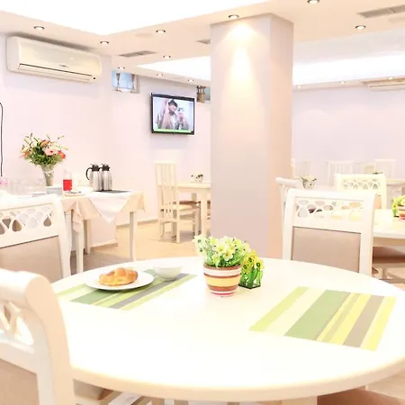 Hotel Center 4*