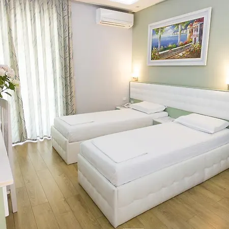 Center 4* Tirana
