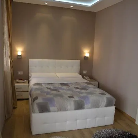 Center 4* Tirana