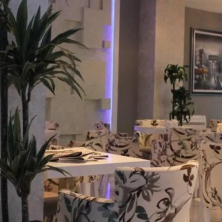 Hotel Center