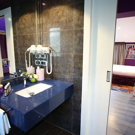 Center Hotel 4*